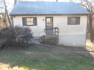 2403 W Florida St, Greensboro, NC 27403