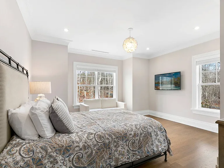 2 Frazier Ave — Photo 12