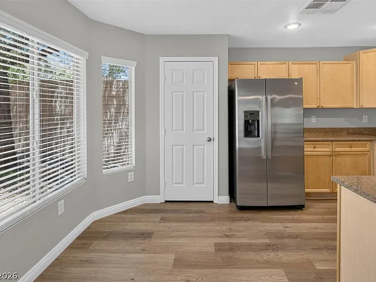 561 Aspen Leaf St — Photo 27