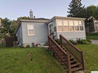 1170 Oak St, Dubuque, IA 52003