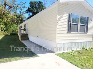 196 Dunewood Dr #196, Michigan City, IN 46360