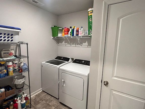 5th image of 174 Meadow Ridge Dr