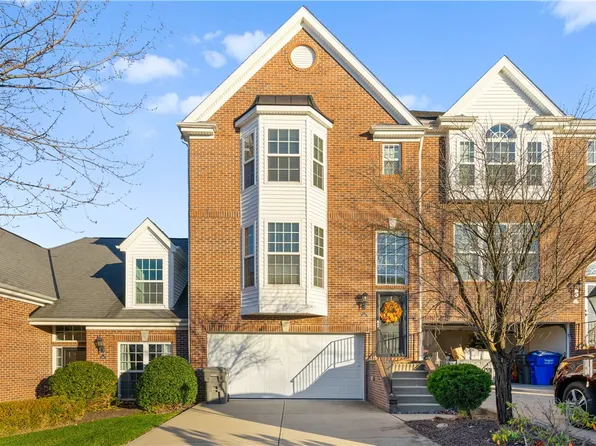 806 Strasburg Dr, Mars, PA 16046