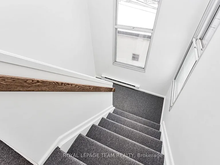 790 Bronson Ave — Photo 14