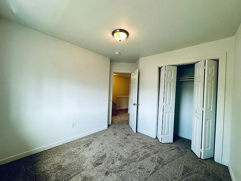 1280 44th Ave — Photo 15