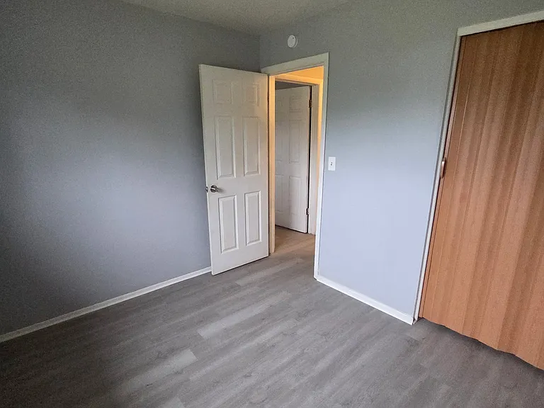 6630 Eastmont Dr — Photo 9