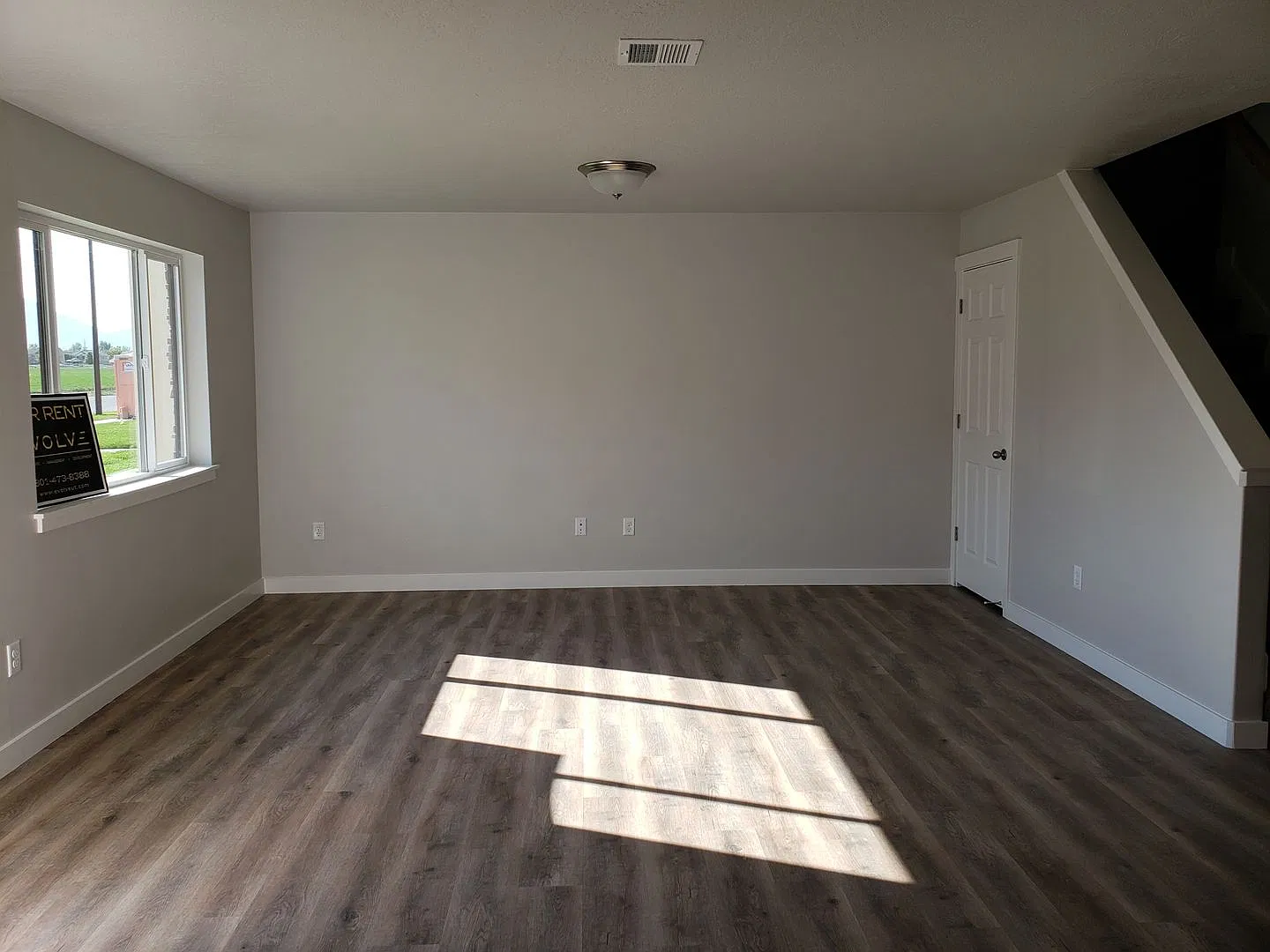 Beautiful 4 Bed, 2.5 Bath Home in Springville December Rent FREE! — Photo 4