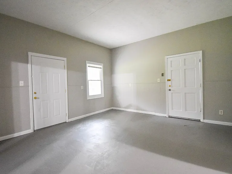 5138 Longbranch Dr — Photo 15