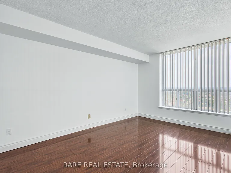 400 McLevin Ave #1807 — Photo 7