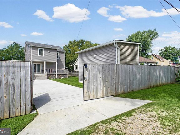 2nd image of 5309 Catalpha Rd