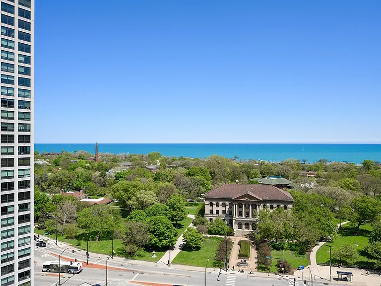 1960 N Lincoln Park West Ave #1111 — Photo 15