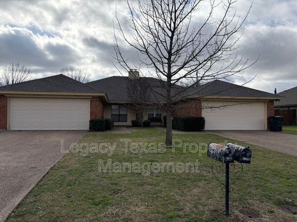 1208A Lindsey Ln