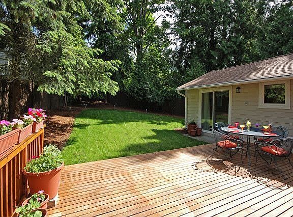 5th image of 10515 NE 60th St