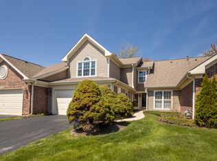 732 Clover Hill Ct, Elk Grove Village, IL 60007
