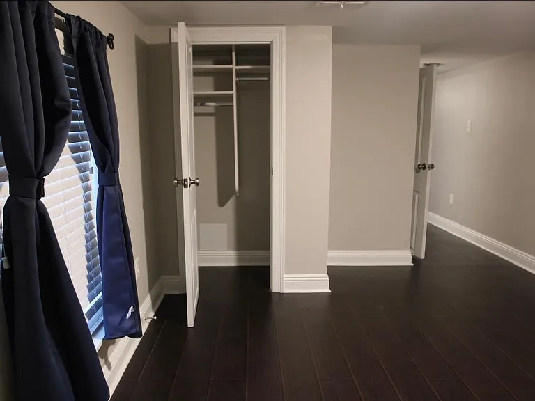 2228 Magnolia St — Photo 15