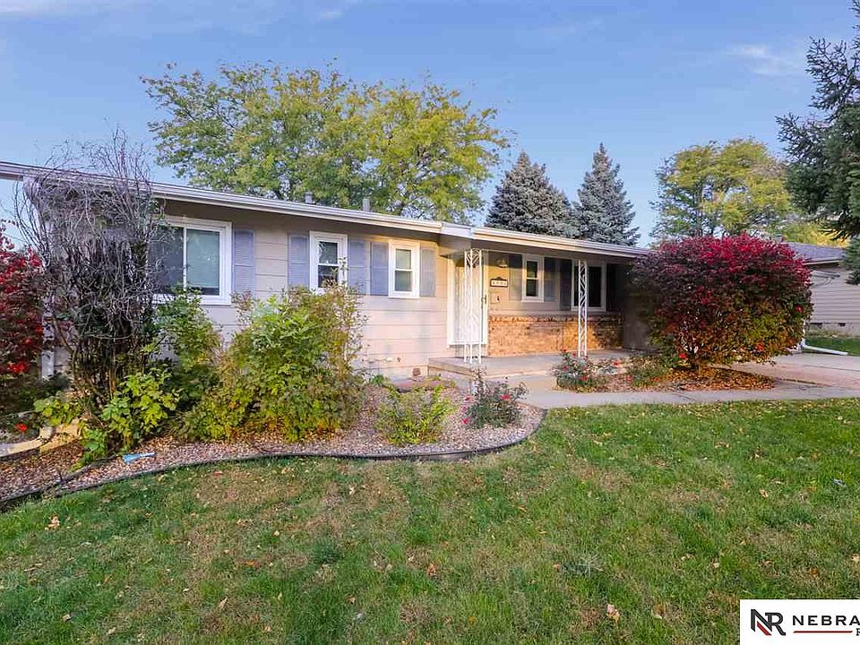 1st image of 2536 S 123rd Ave