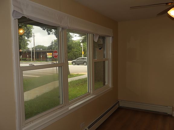 5th image of 14600 California Ave