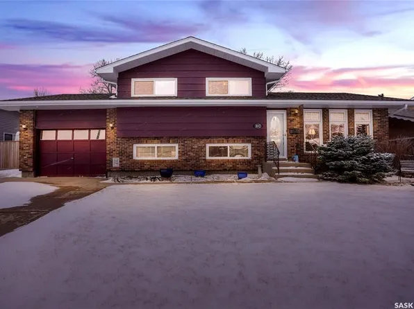 102 Daisy CRESCENT, Moose Jaw, SK S6J 1C2