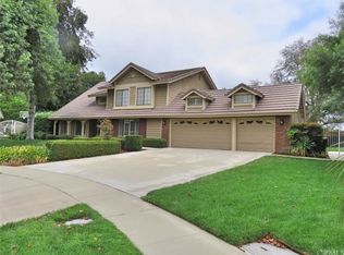 675 Ridgeview Ct, Upland, CA 91784