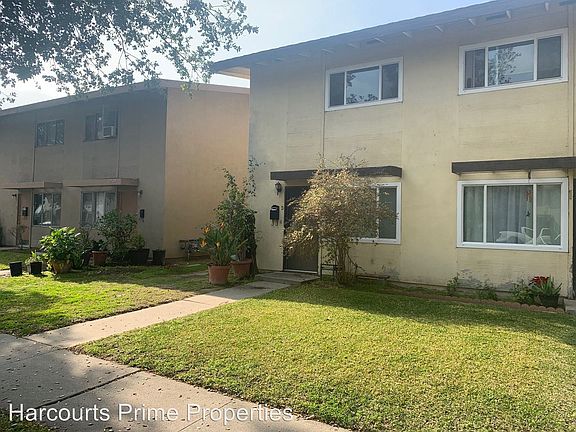 4th image of 2702 S Rosewood Ave APT D
