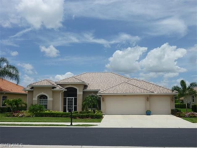1st image of 5021 Old Pond Dr