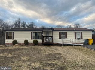 24 Chestnut Hill Ave, Severna Park, MD 21146