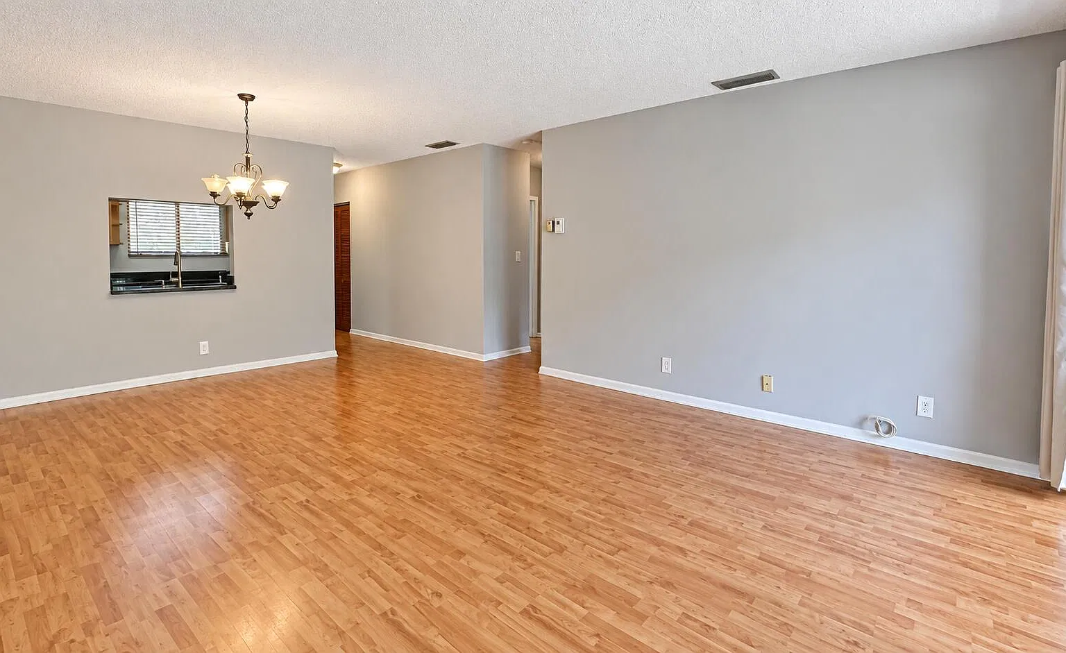2 bed, 2.0 bath, 1044 sqft, $2,175 — Photo 4