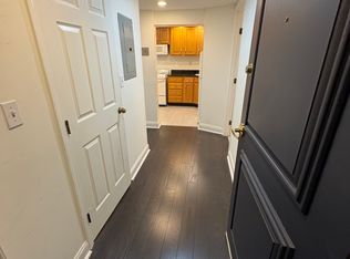 107 Queensberry St APT B, Boston, MA 02215
