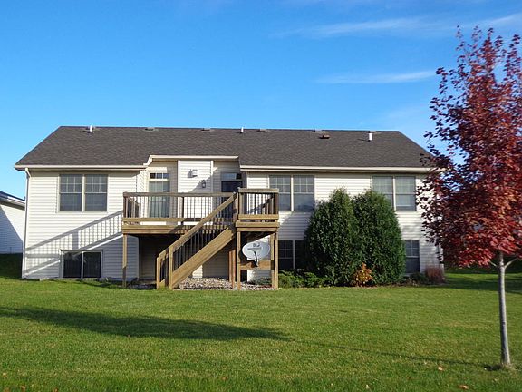 3rd image of 2420 Yorkshire Cir