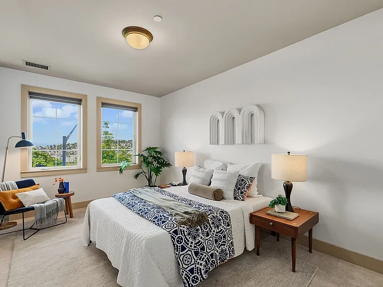 745 Bellevue Ave E #109 — Photo 16