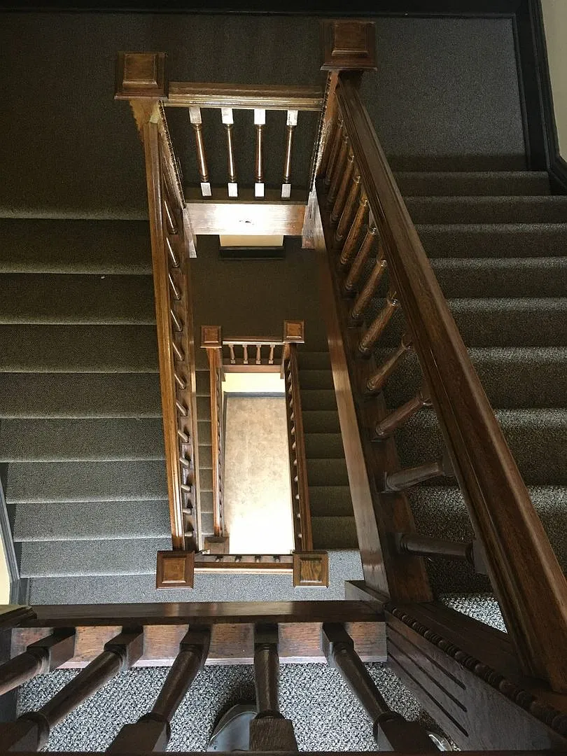 431 — Photo 2