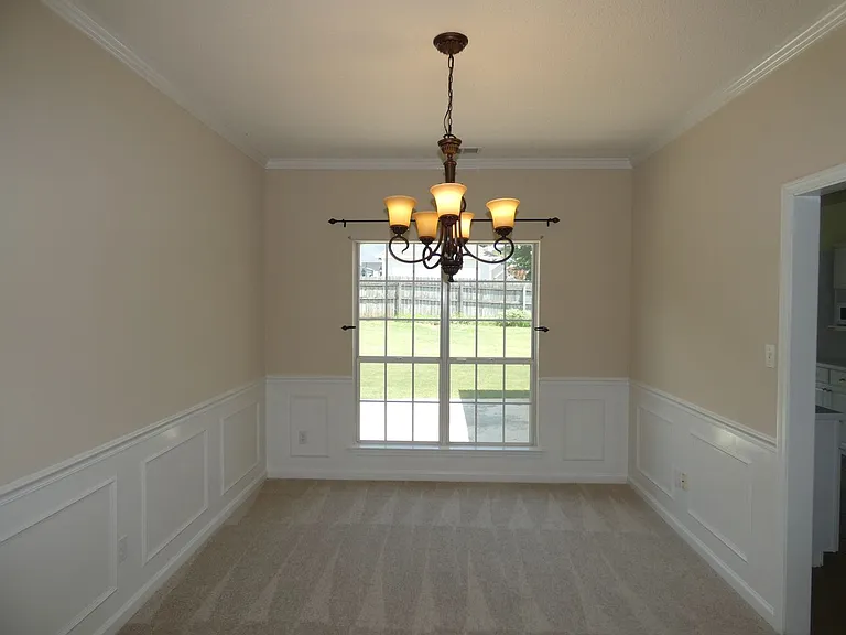 230 Chadwick Ln — Photo 3