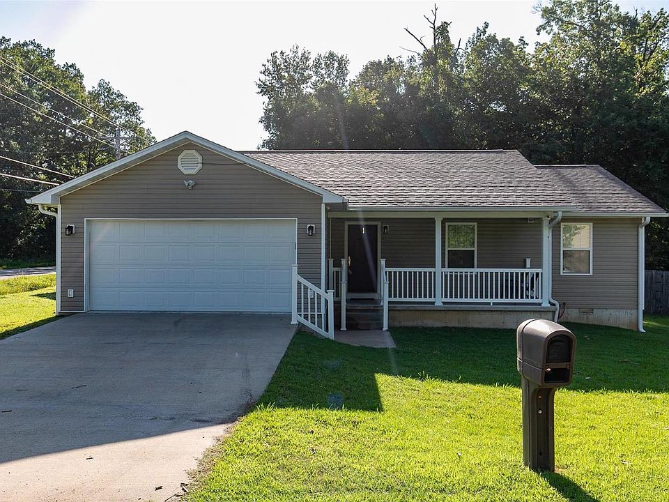 1st image of 128 Sunny Valley Ln