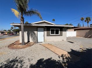 16164 Dianthus Ave #B, Fontana, CA 92335