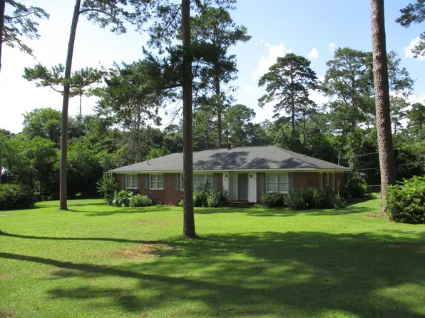 307 Patton Dr, Americus, GA 31719