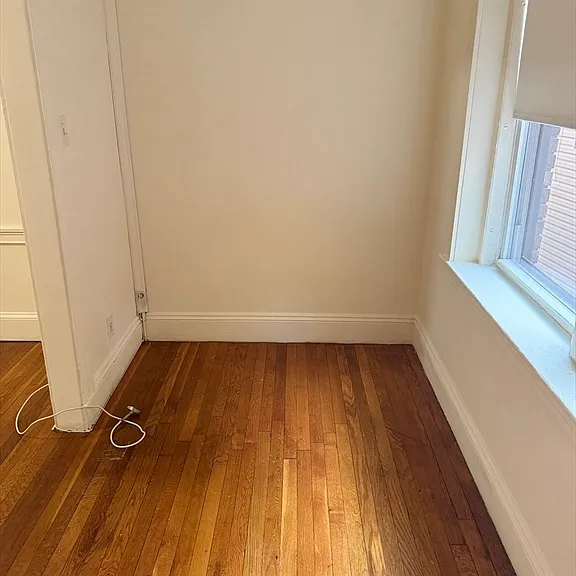 330 Salem St #5 — Photo 8
