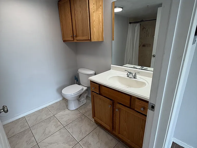 201 S Stillman St #4 — Photo 7