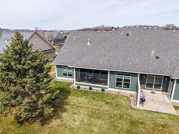 4th image of 3848 Berkshire Rd SW