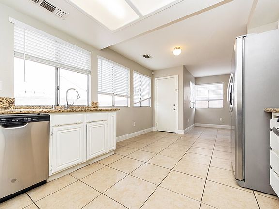 5th image of 4501 Bradpoint Dr