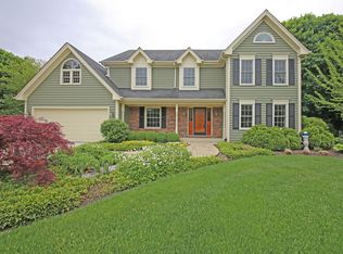 1615 N Woodlawn St, Wheaton, IL 60187