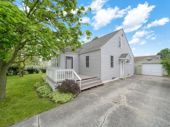 1107 Sunset Dr, Tecumseh, MI 49286