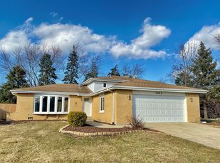 3048 Drover Ln, Darien, IL