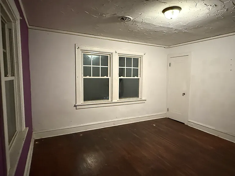 2113 N Taylor Rd — Photo 28