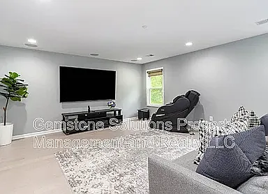 6343 Wildwood Dr — Photo 9