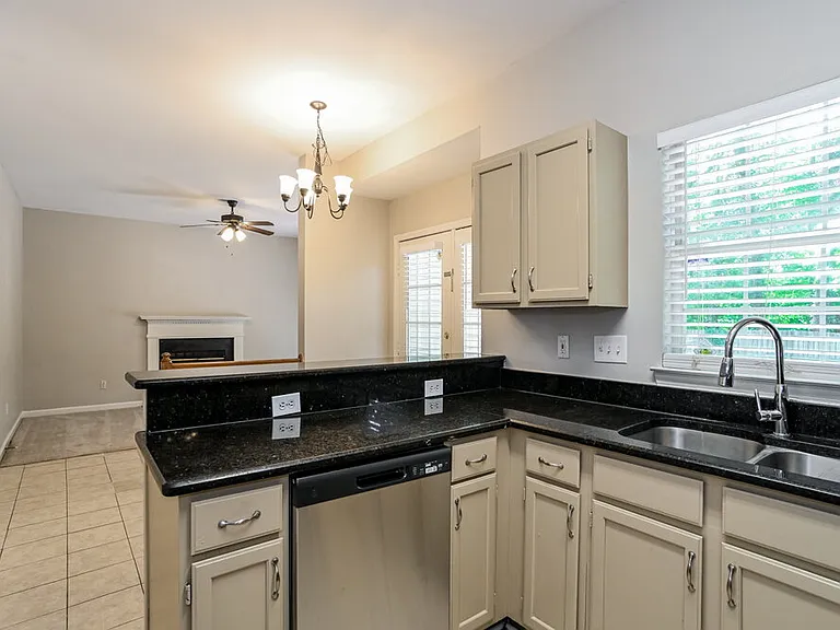 3203 Frostmoor Pl — Photo 10