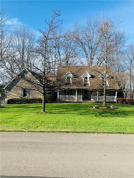 1st image of 1343 Foxwood Dr