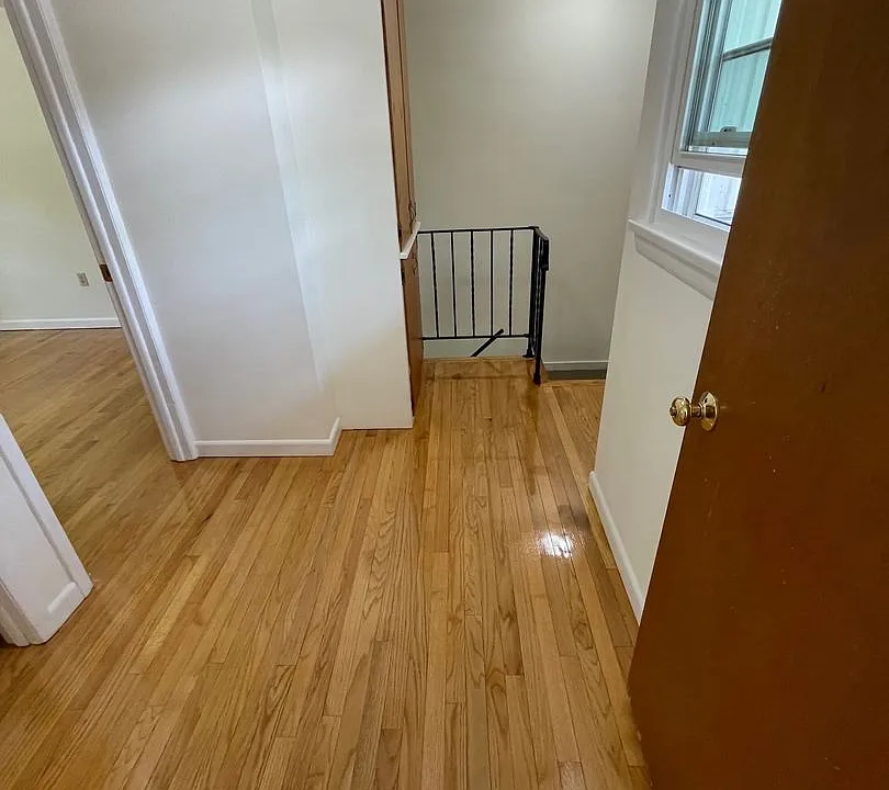 20 A St #5