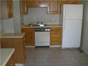 4th image of 4197 Chandler Dr