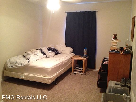 5th image of 109 Lindsay Ct #B