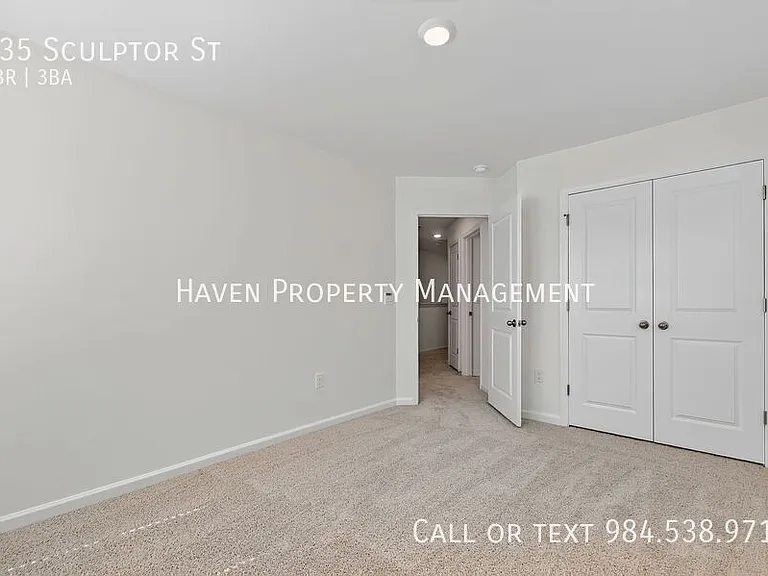935 Sculptor St — Photo 26
